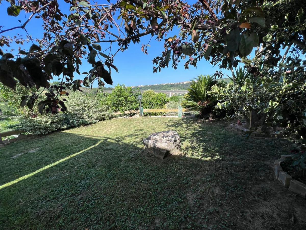 Casanostra Villa San Vito Chietino Esterno foto